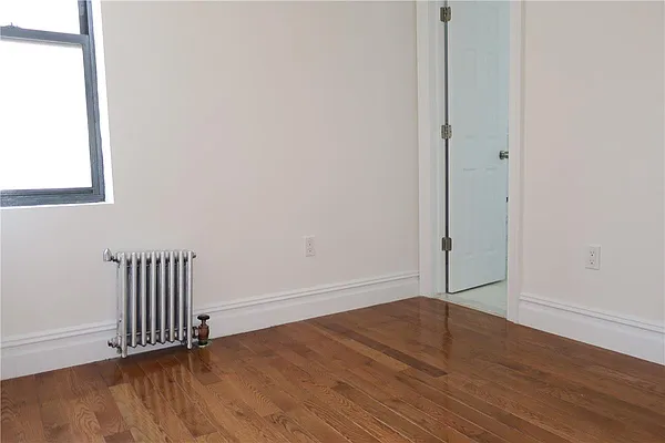 Rented by Platinum Forbes Global Properties | media 17