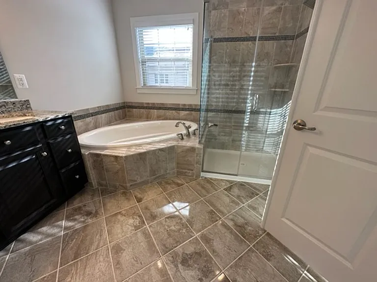 7313 Taylors Hill Ln — Photo 18