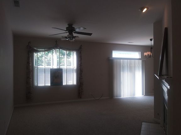 5th image of 3023 Pleasant Plains Dr #3023
