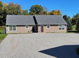 14 Pinnacle Dr, Auburn, ME 04210