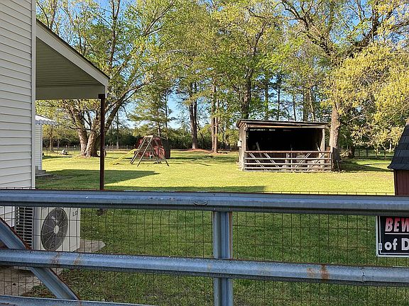 3rd image of 4020 Pruden Blvd