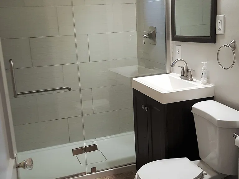 100 Greaton Rd #1 — Photo 3