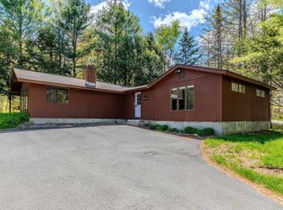 9 Mountain Acres Road, Jamaica, VT 05343