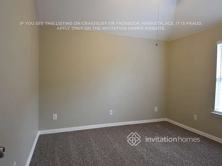636 Shire Way — Photo 16