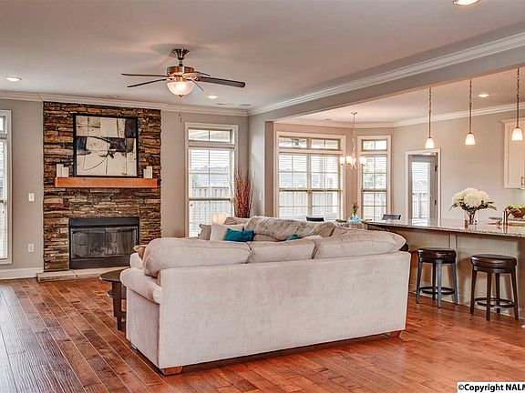 4th image of 4601 Gramercy Ct