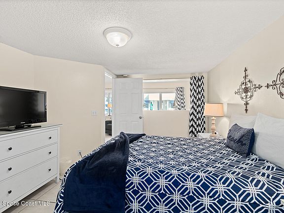 5th image of 8600 Ridgewood Ave #3205