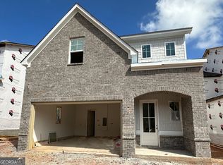 208 Scottsdale Dr, Marietta, GA 30064