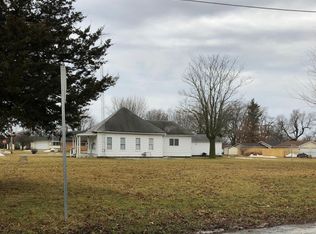121 N 10th St, Albia, IA 52531