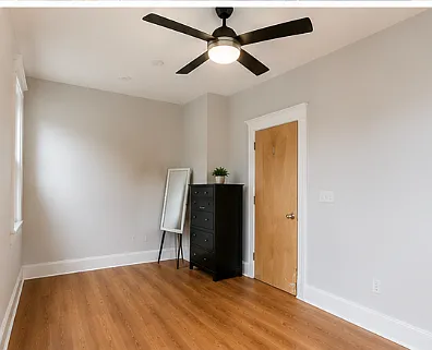 104 W 16th St #2 — Photo 9