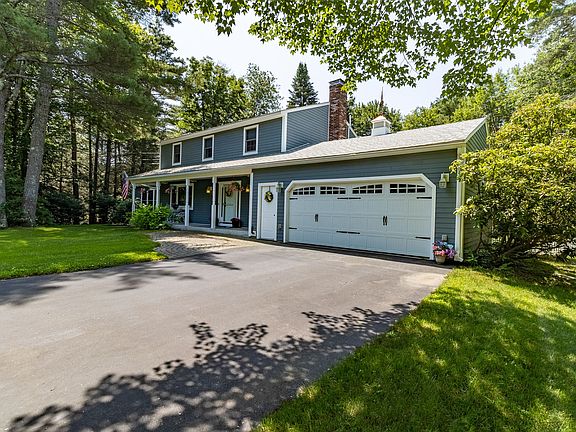 2nd image of 4 Brookside Dr