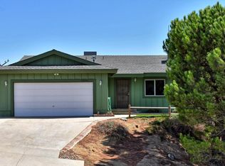 42614 Cabin Rd, Elizabeth Lake, CA 93532