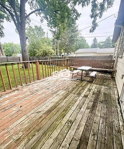 612 8th Ave SW — Photo 15