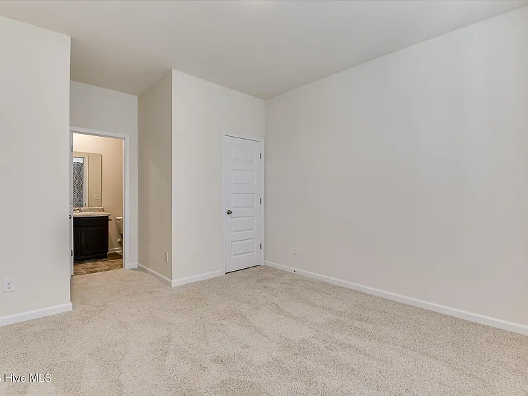 1147 Sims Dr — Photo 23
