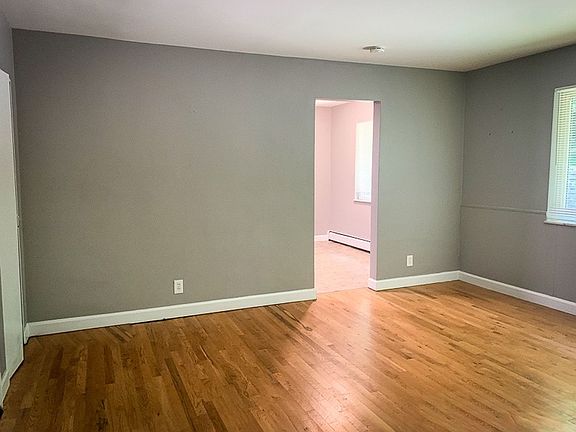 5th image of 6650 Corbly St #4