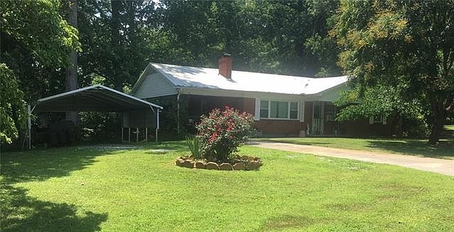 1st image of 1050 Valley Dr