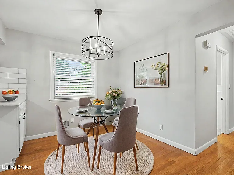 3026 Klonway Dr — Photo 9
