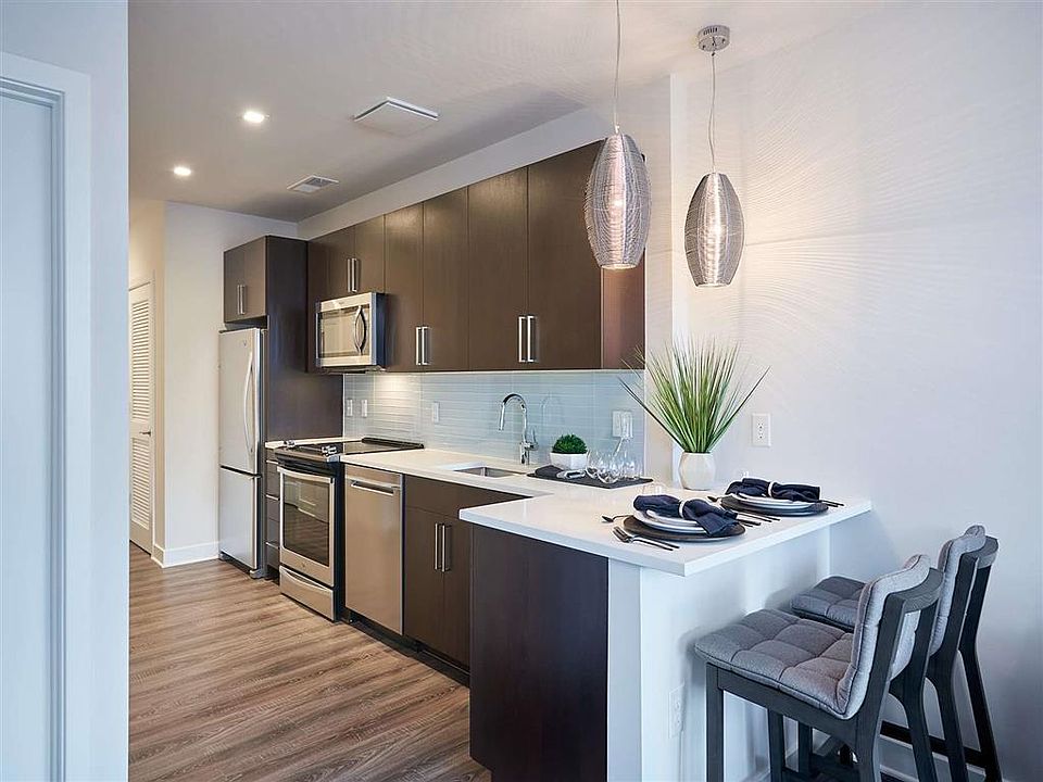 1st image of 3110 10th St N #4285289