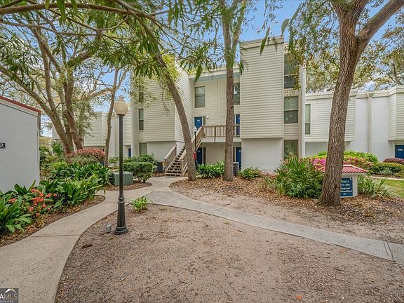 3rd image of 1175 N Beachview Dr #286