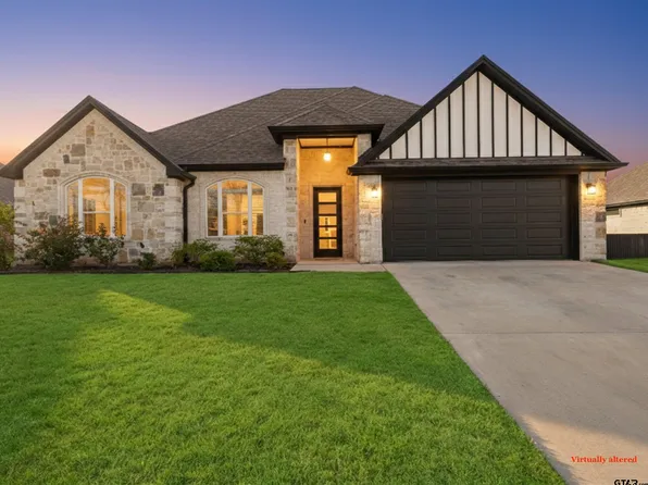 1006 Windy Ridge Dr, Longview, TX 75605