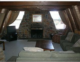 1st image of 333 Dover Ln
