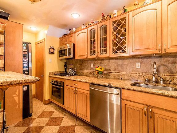 2nd image of 8844 207th St