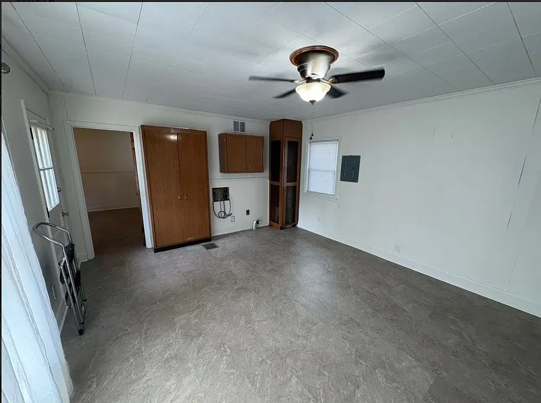 3 bed, 1793 sqft, $1,995 — Photo 4