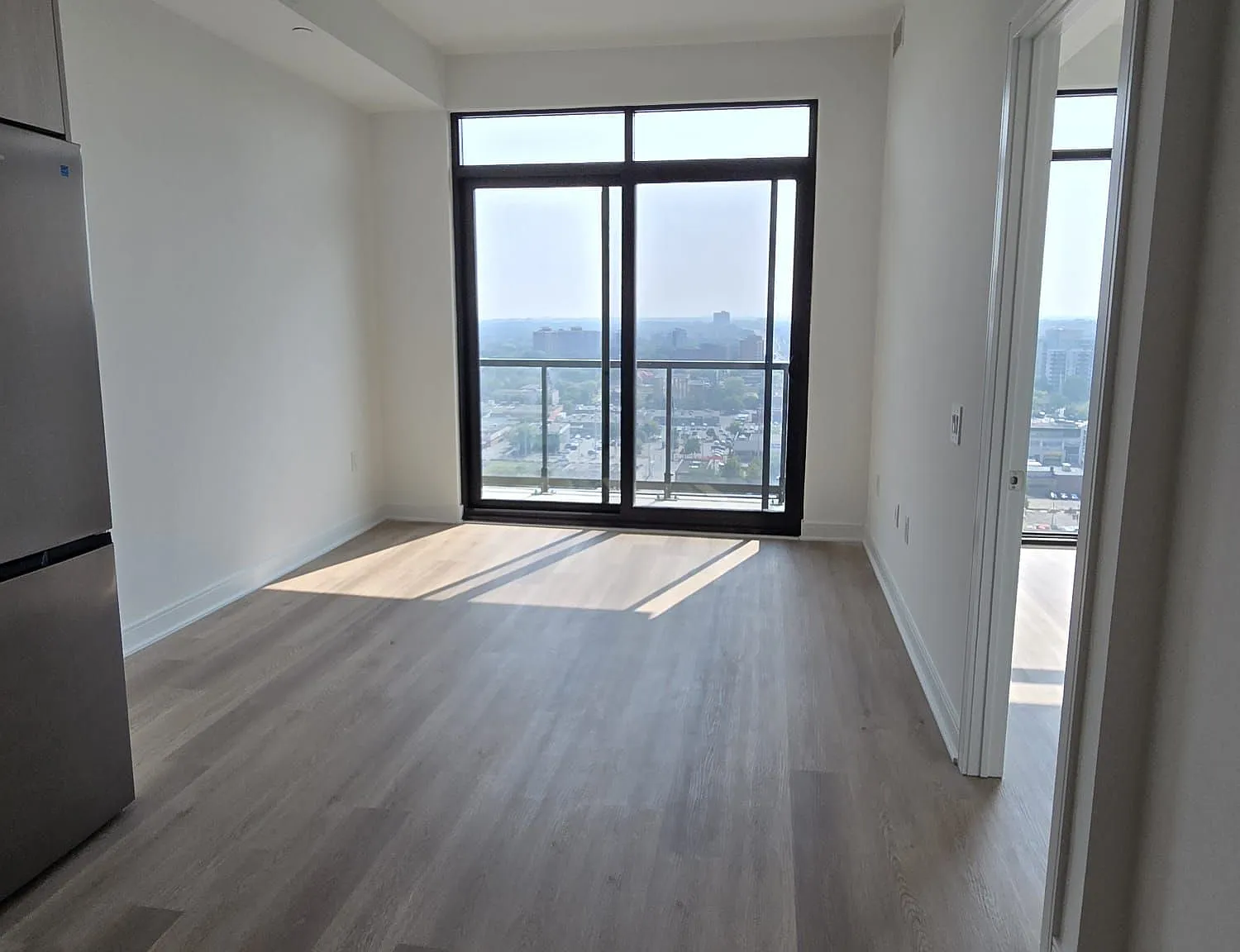 2 bed, $2,500 — Photo 4