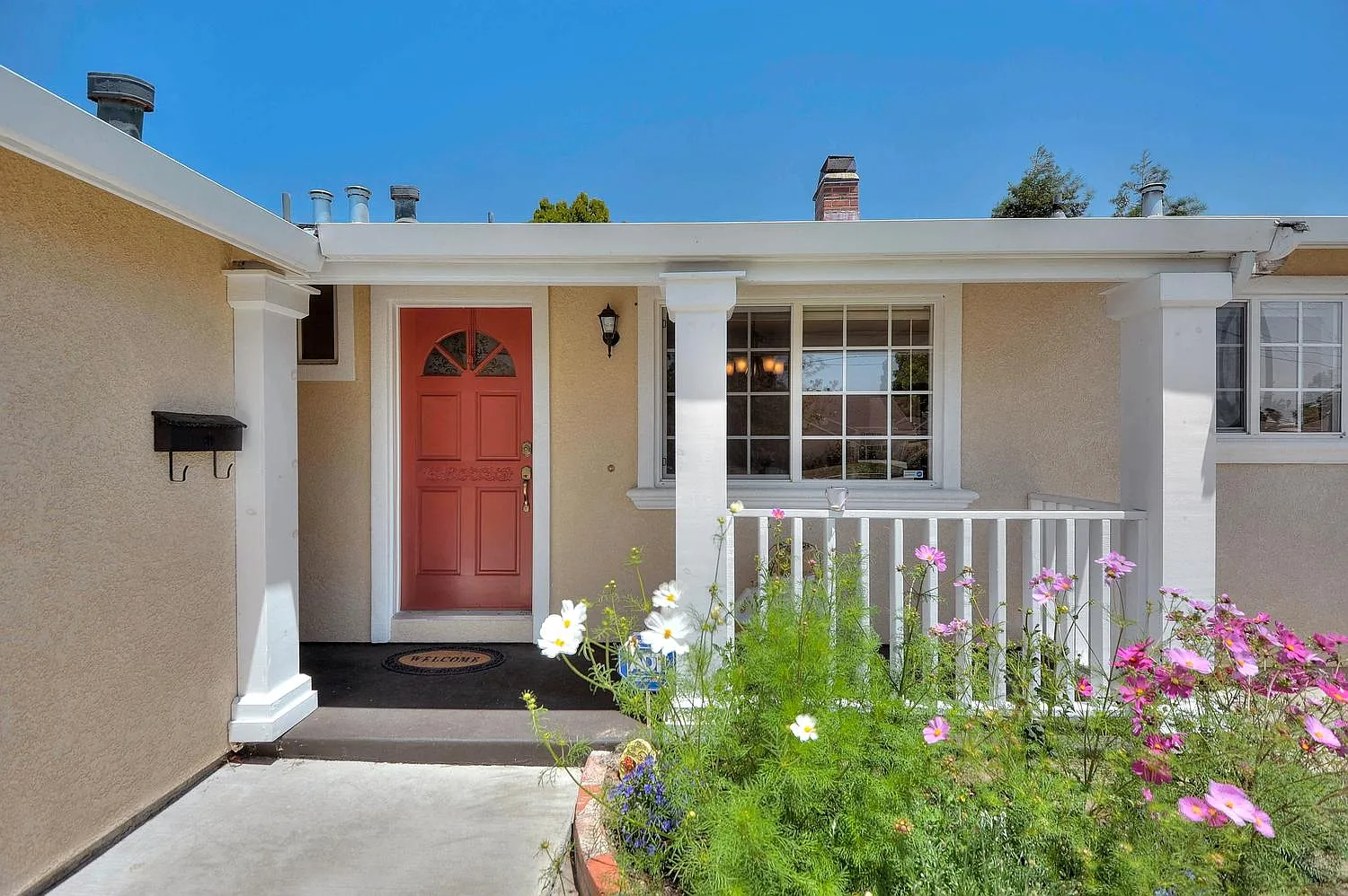 36448 Christine St photo 1