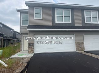 4592 Mineral Ln, Woodbury, MN 55129