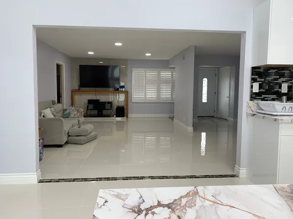 (undisclosed Address), West Covina, CA 91790