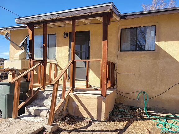 3rd image of 206 W Adams Ave