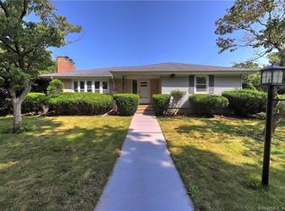 19 Cherry Hill Rd, Hamden, CT 06514