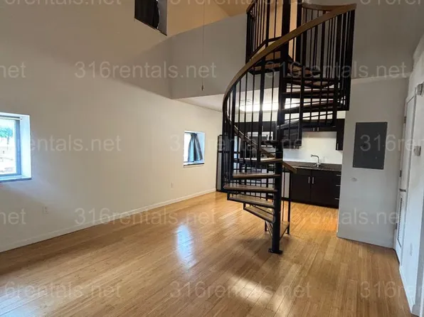 Opera House Apartments, 115 W Central Ave #205, El Dorado, KS 67042
