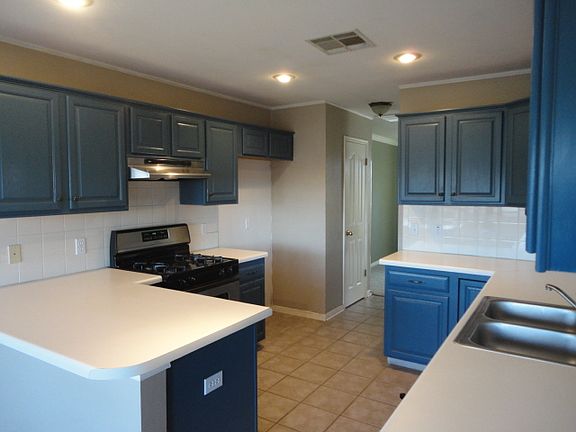 4th image of 706 Riverlawn Dr
