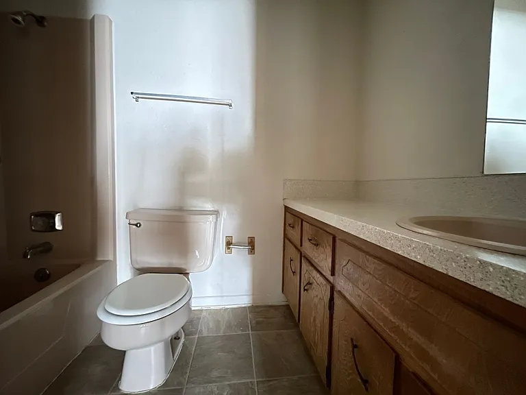 3609 Hereford Dr — Photo 12