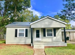 602 Chapman St, Columbia, MS 39429
