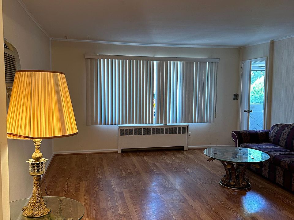 1st image of 100 Pelham St #2