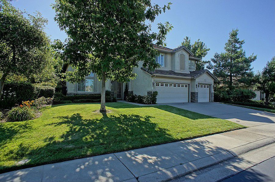 1st image of 4162 Meadow Wood Dr