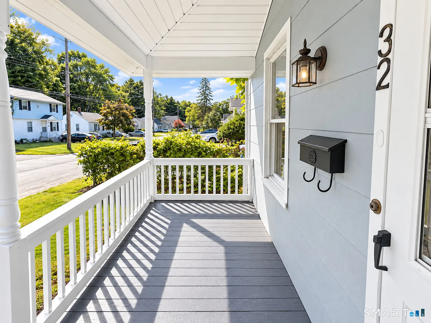 2 bed, 1.0 bath, 935 sqft, $2,000 — Photo 2