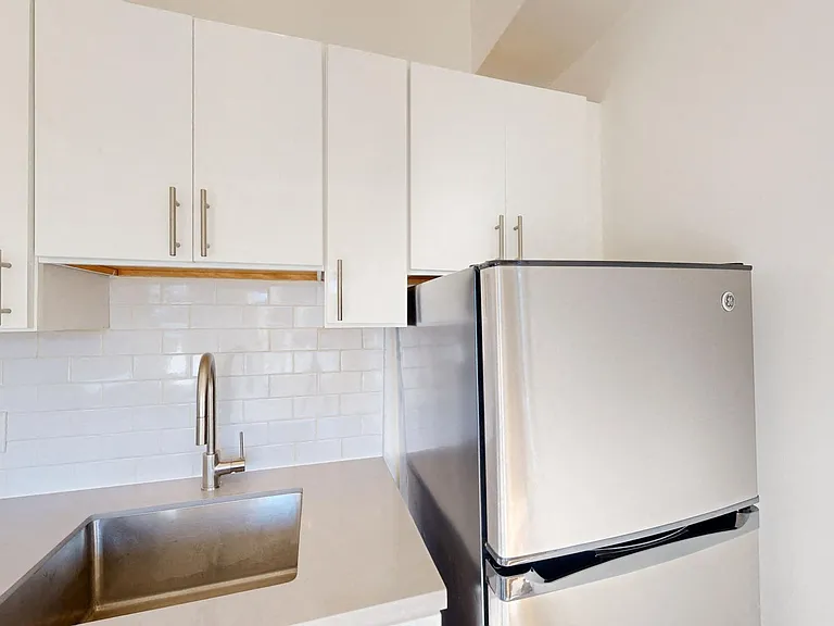 755 O'Farrell Street — Photo 35