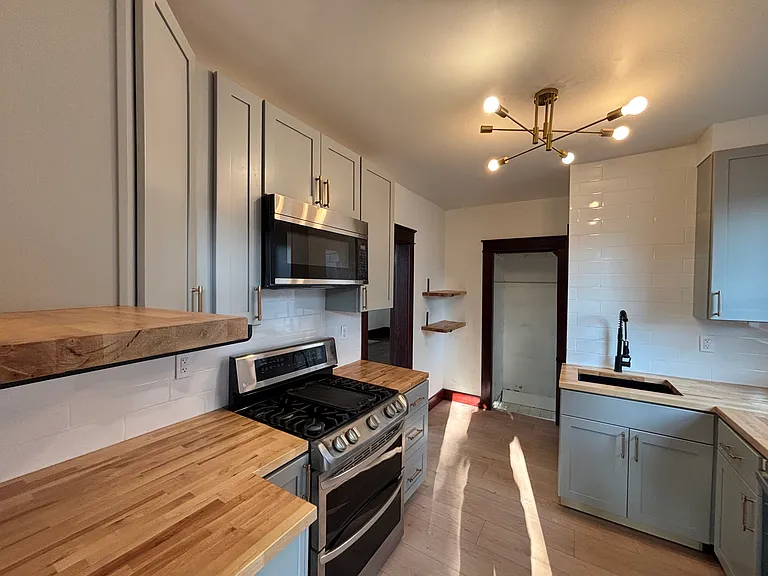 3343 Baltimore Ave — Photo 2