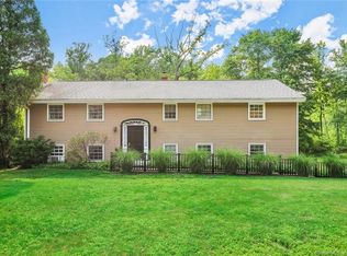 255 Booth Hill Rd, Trumbull, CT 06611