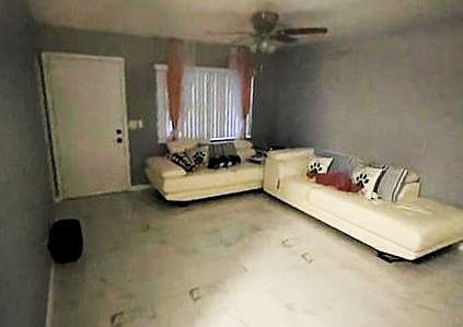 3rd image of 534 NW Billiar Ave