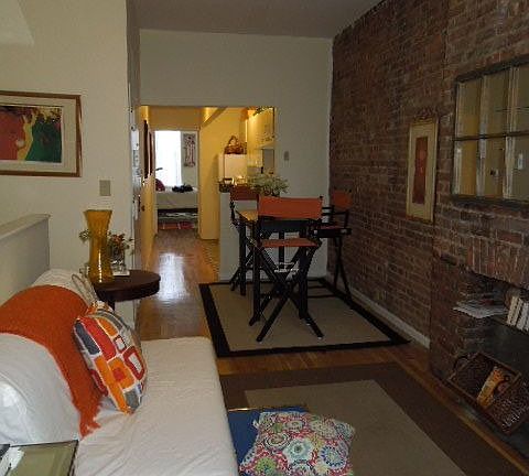 4th image of 687 Lincoln Pl APT 1R