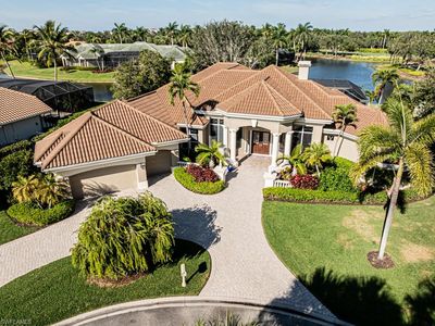 1676 Persimmon DR, Naples, FL, 34109