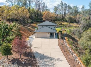 2996 Crownview Ln, Redding, CA 96003