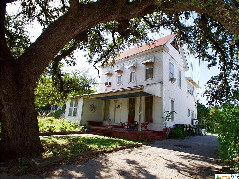 1st image of 510 Burleson St