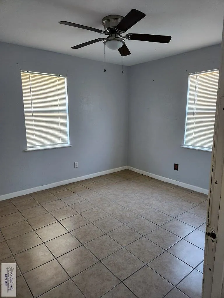 2 bed, 1.0 bath, 700 sqft, $600 — Photo 4