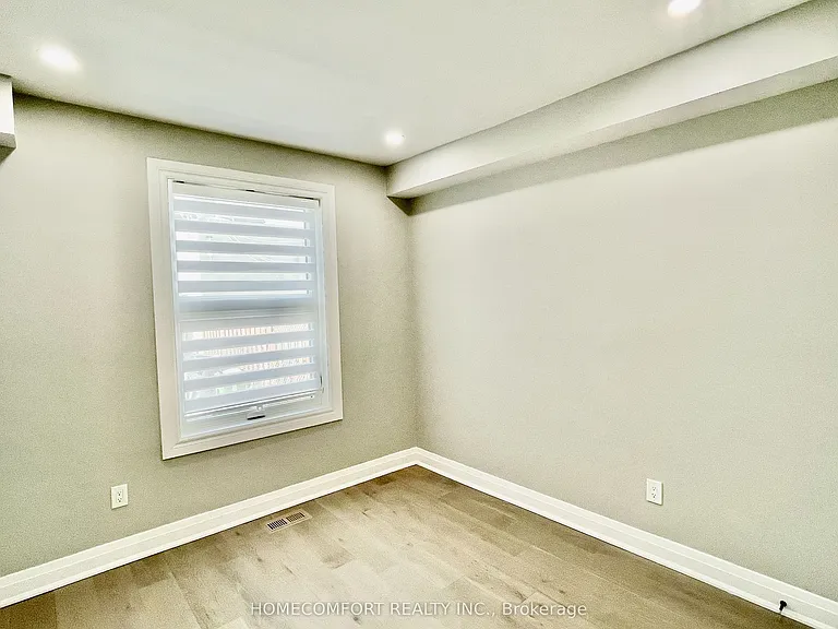 20 Saint Clair Gdns #MAIN — Photo 13
