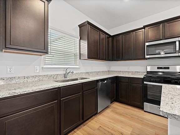 4th image of 10858 Quinn Ct #17169193